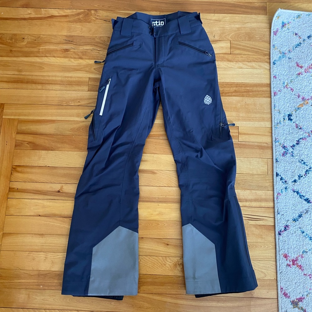 Stio Environ Pant in Mulberry, Small